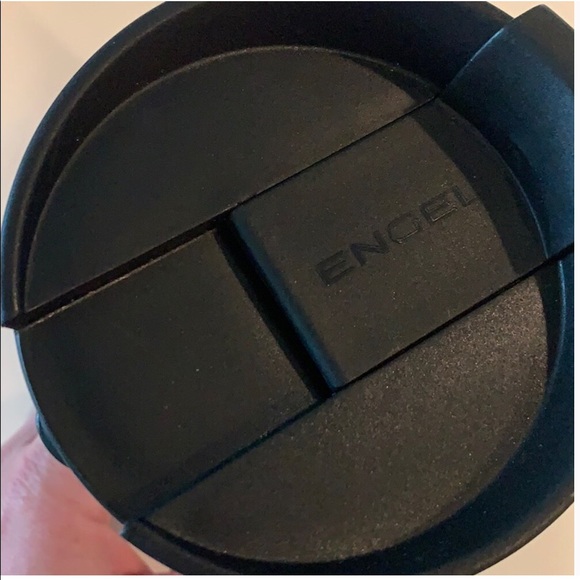 NEW MAUI JIM ENGEL INSULATED CUP—keeps things super cold or super hot - Picture 2 of 3